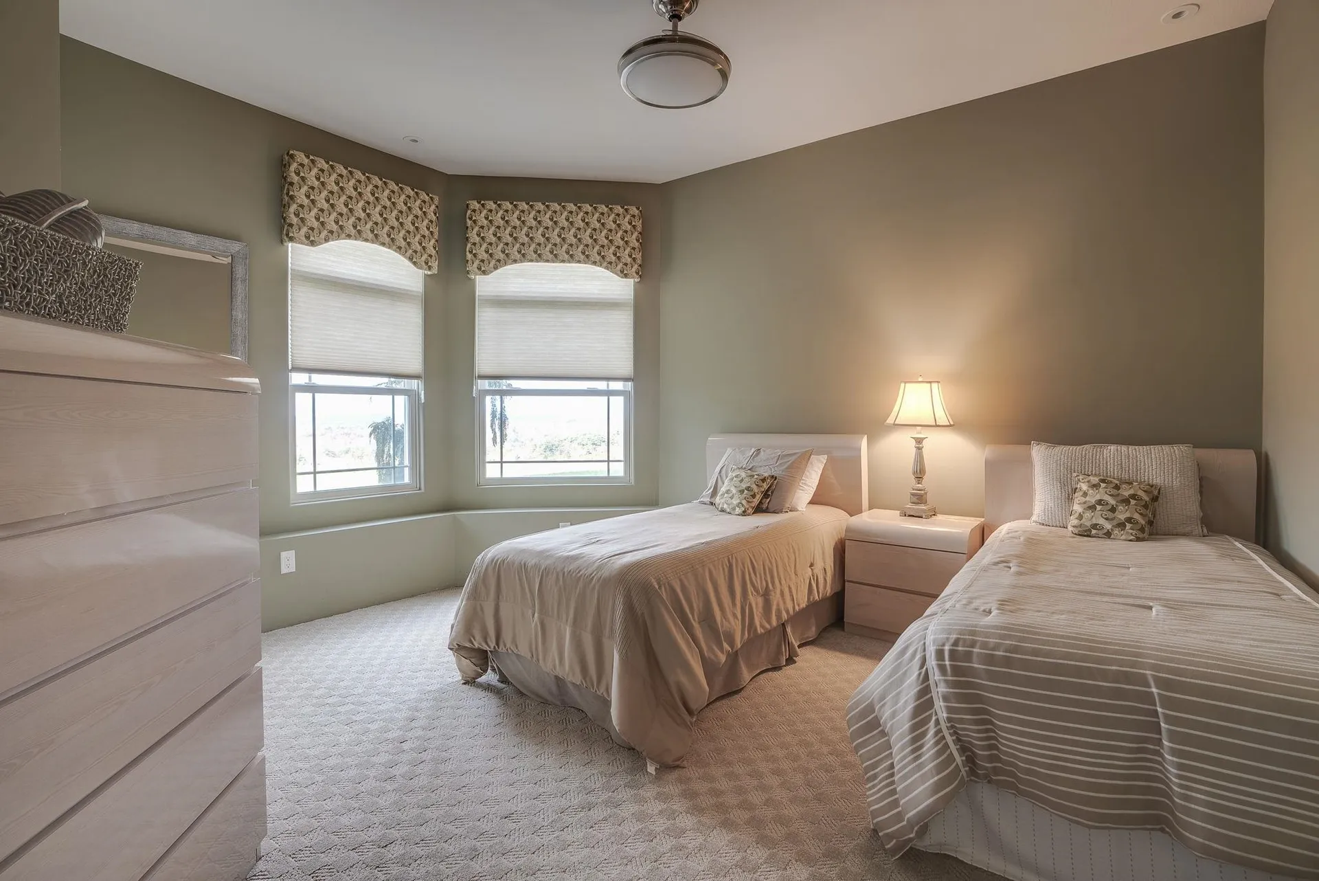 94 Foxberry Drive New Boston NH 03070