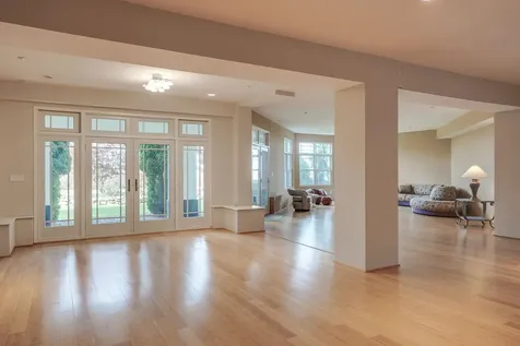 94 Foxberry Drive New Boston NH 03070