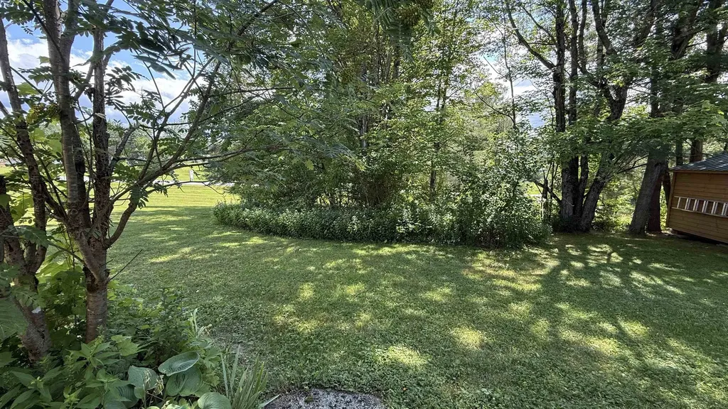 45 Oakwood Drive Hyde Park VT 05655