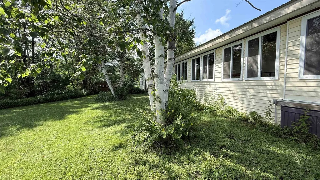 45 Oakwood Drive Hyde Park VT 05655