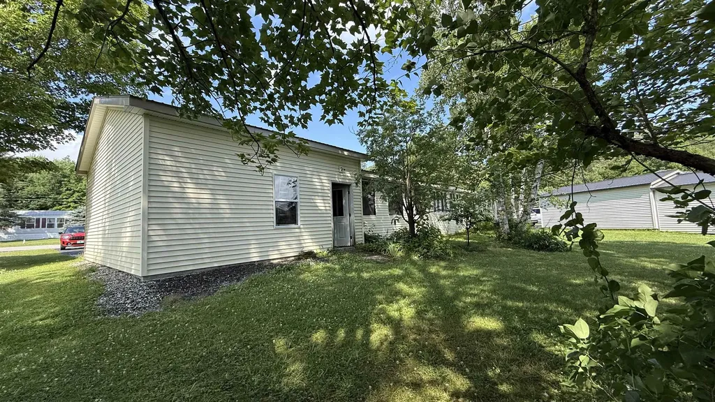 45 Oakwood Drive Hyde Park VT 05655