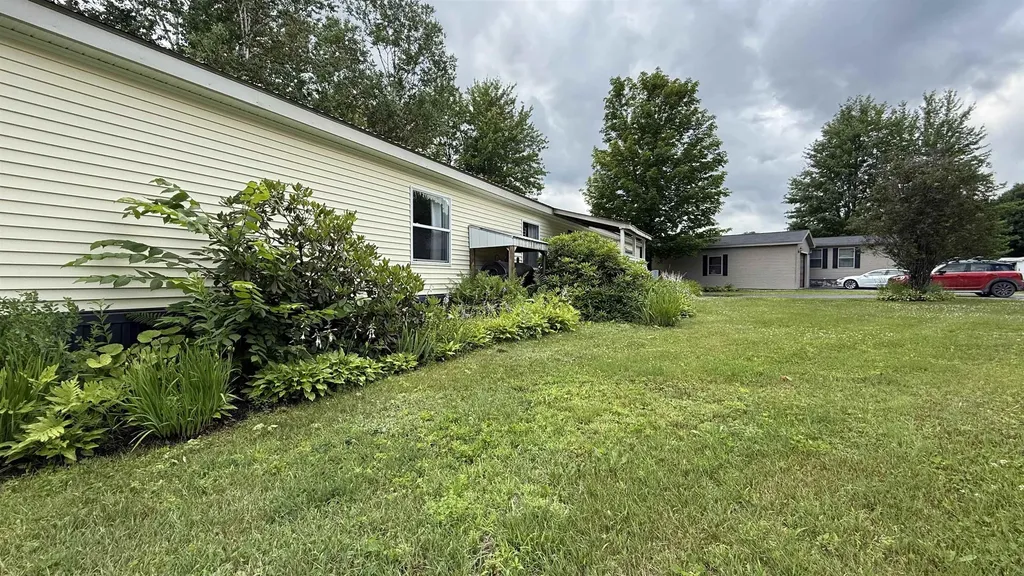 45 Oakwood Drive Hyde Park VT 05655