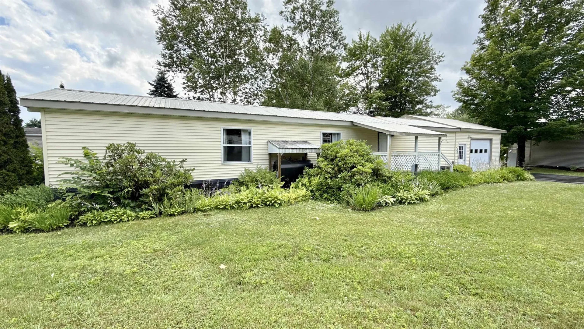 45 Oakwood Drive Hyde Park VT 05655