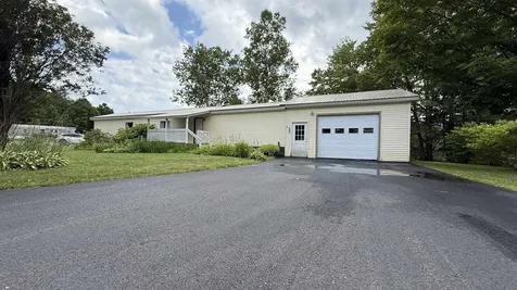 45 Oakwood Drive Hyde Park VT 05655