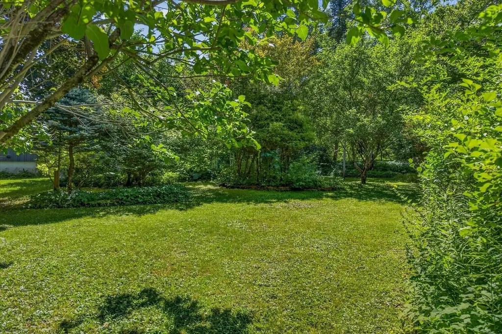 126 & 12w Shadow Lane Pittsford VT 05763