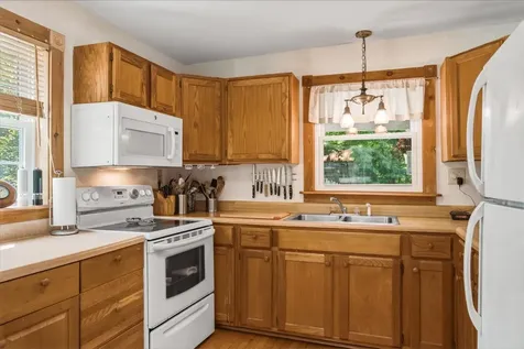 126 & 12w Shadow Lane Pittsford VT 05763
