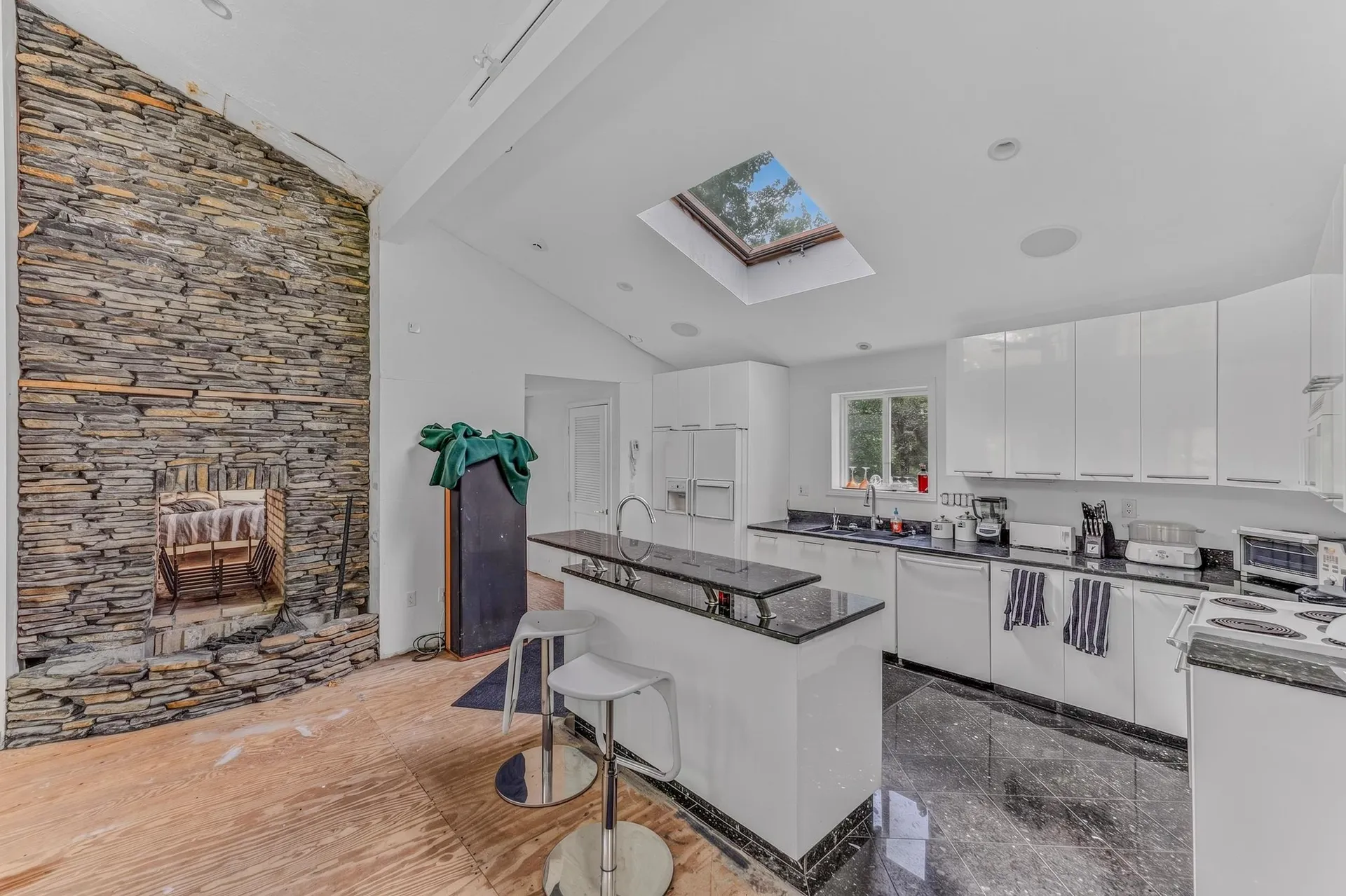 105 Beaver Pond Road Lyman NH 03585