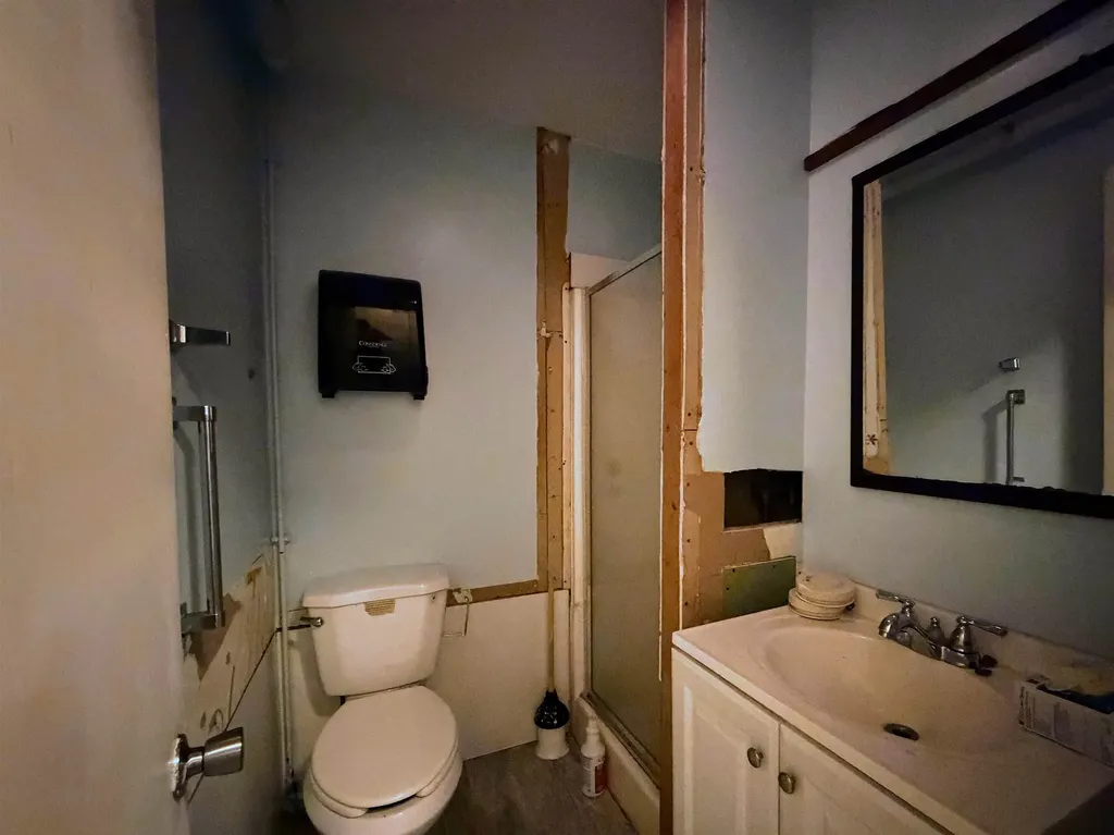 99 Atkinson Street Rockingham VT 05101