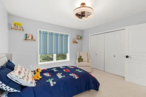 23 Chisholm Farm Drive Stratham NH 03885