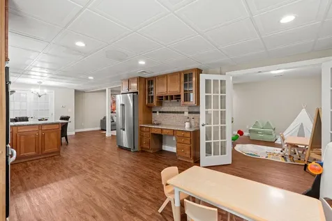 23 Chisholm Farm Drive Stratham NH 03885