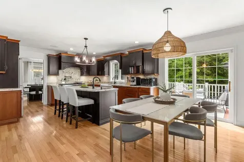 23 Chisholm Farm Drive Stratham NH 03885