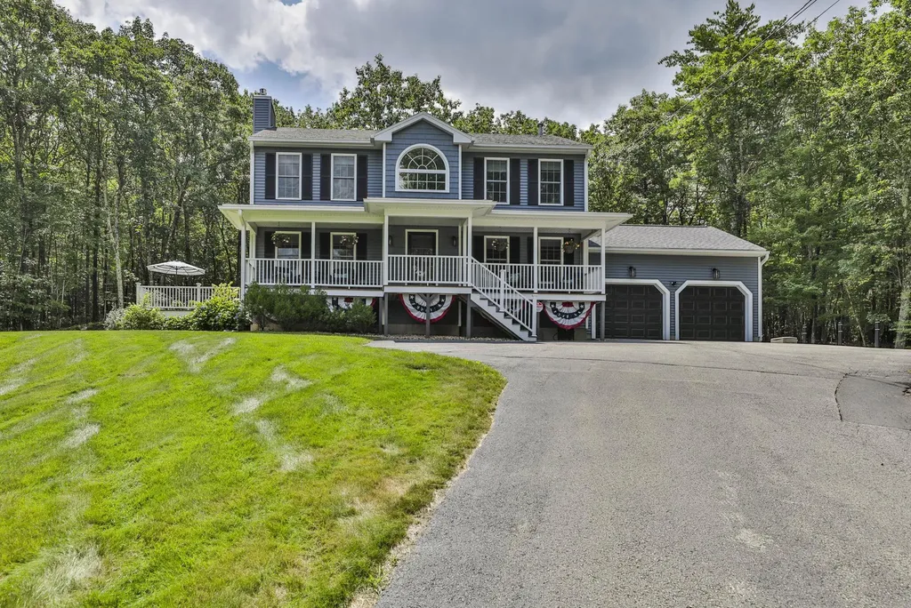 10 Mosher Drive Brookline NH 03033