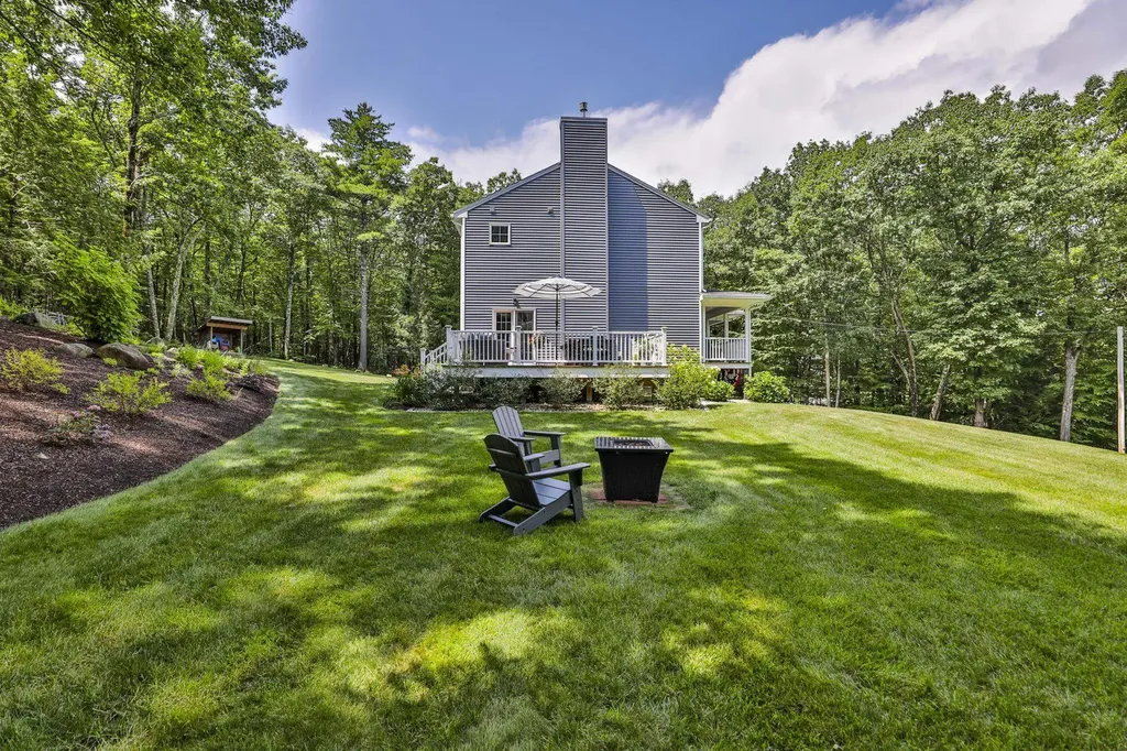 10 Mosher Drive Brookline NH 03033