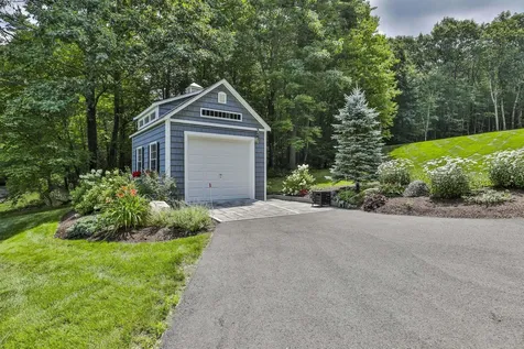 10 Mosher Drive Brookline NH 03033