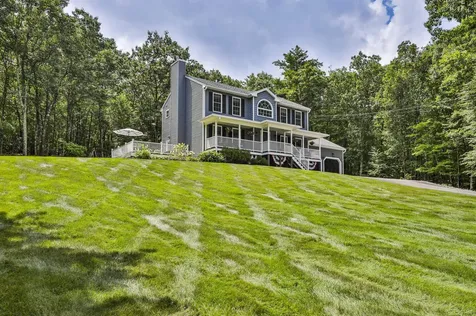 10 Mosher Drive Brookline NH 03033