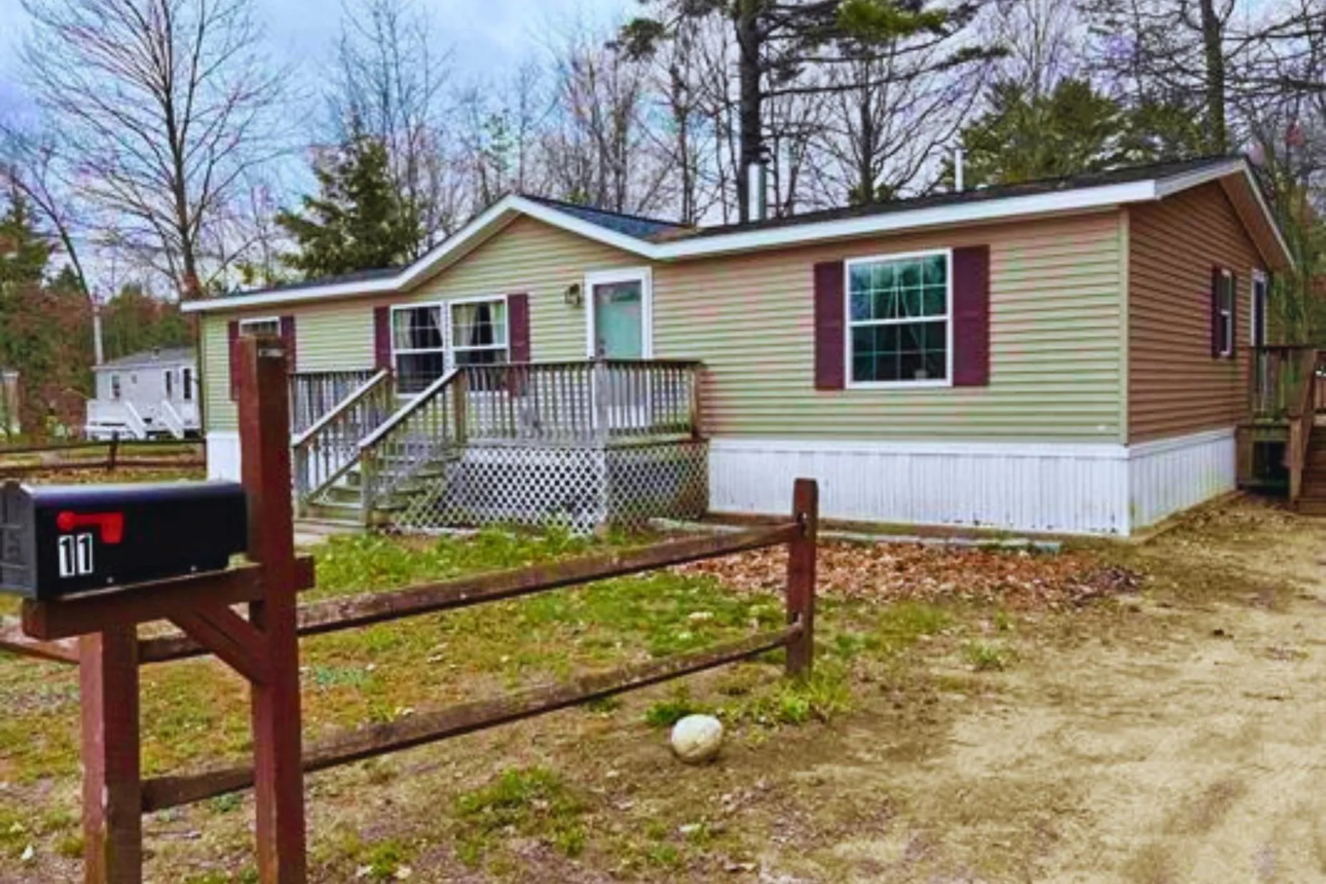 11 Page Street Plymouth NH 03264