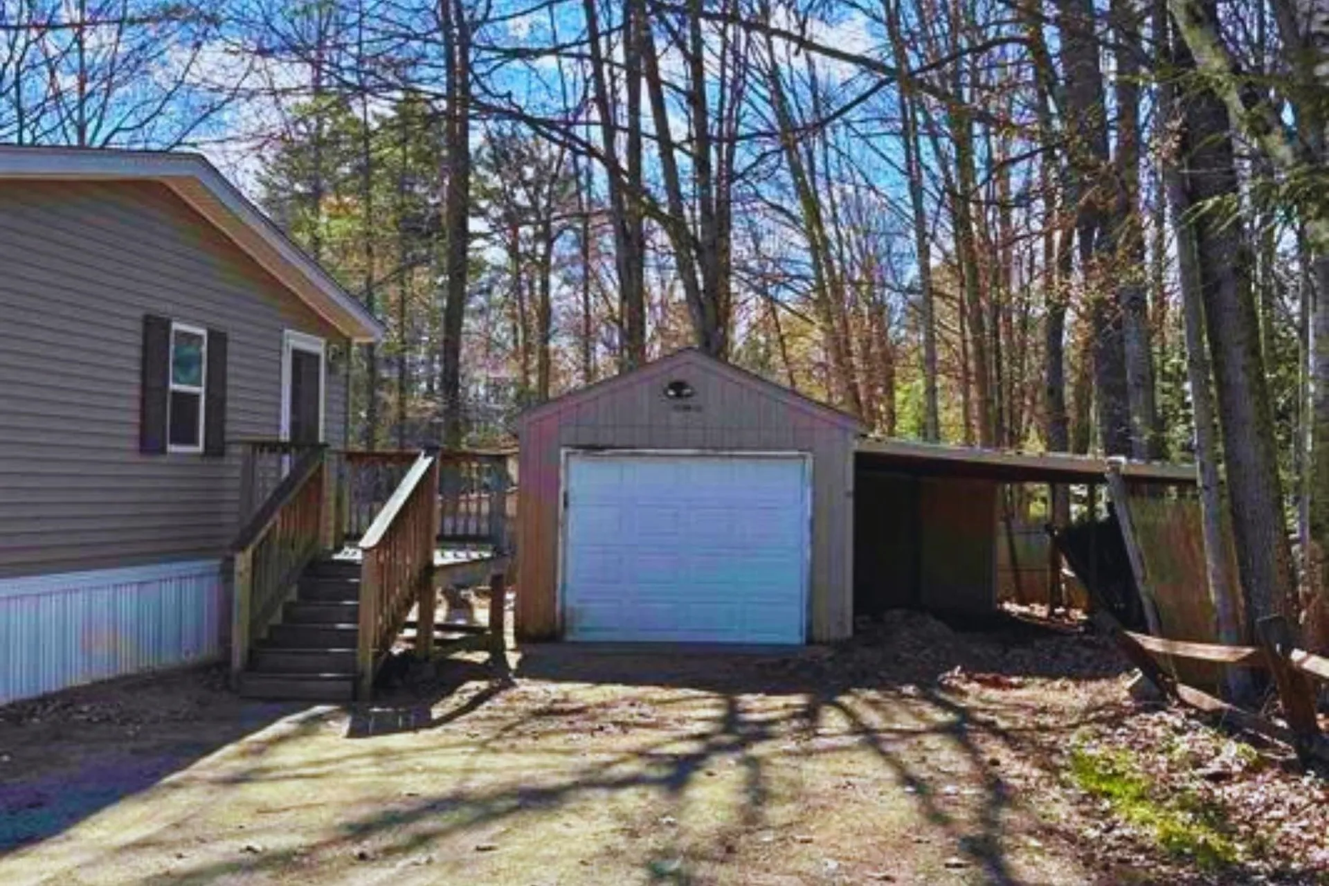 11 Page Street Plymouth NH 03264