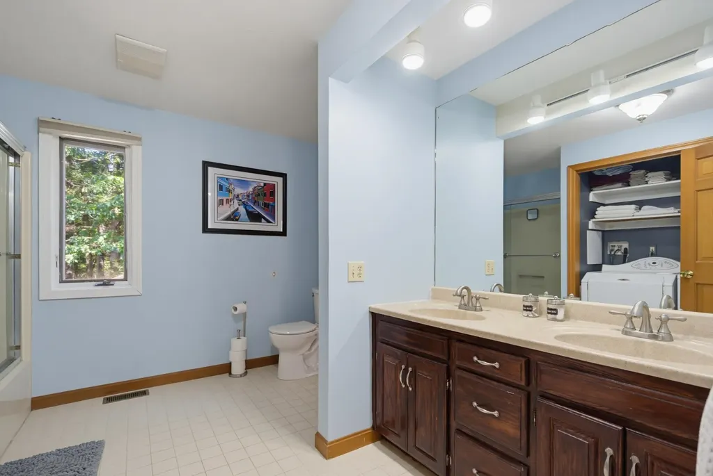 153 Coffin Road Epping NH 03042