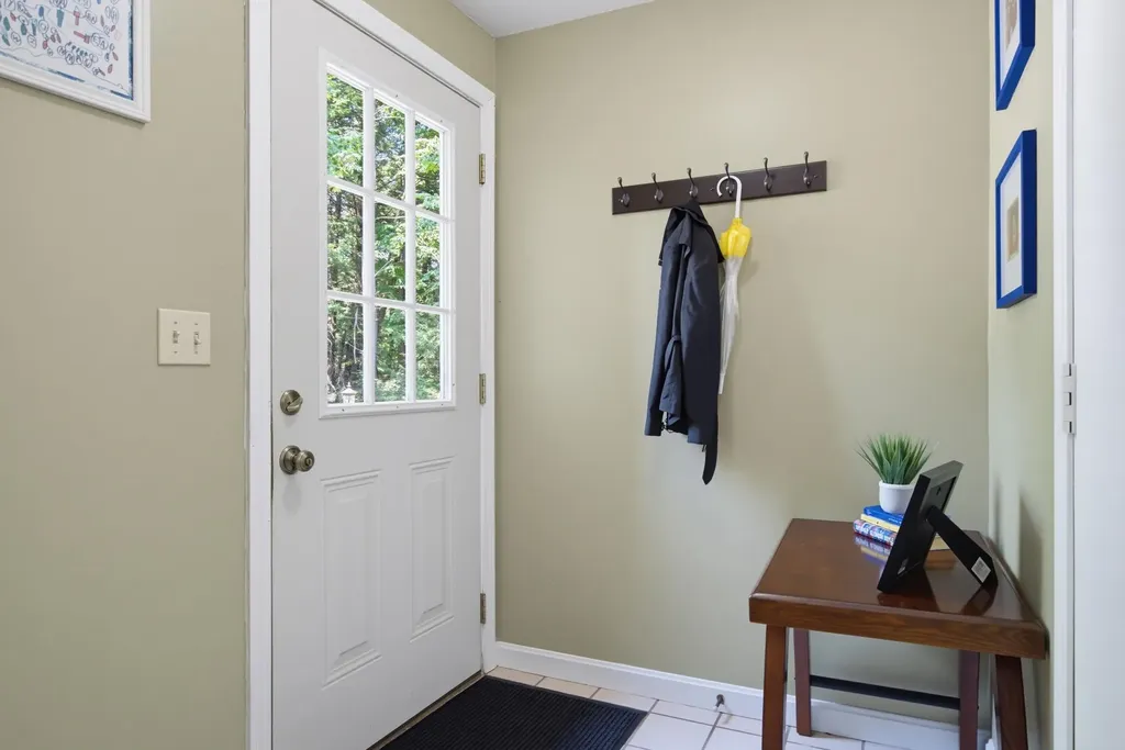 153 Coffin Road Epping NH 03042