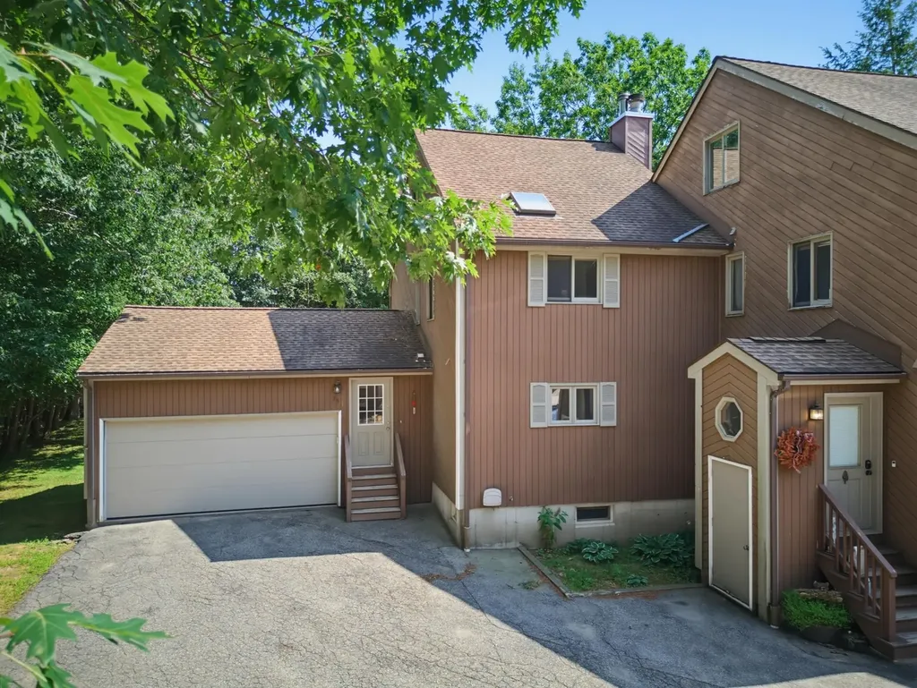153 Coffin Road Epping NH 03042