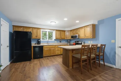 153 Coffin Road Epping NH 03042