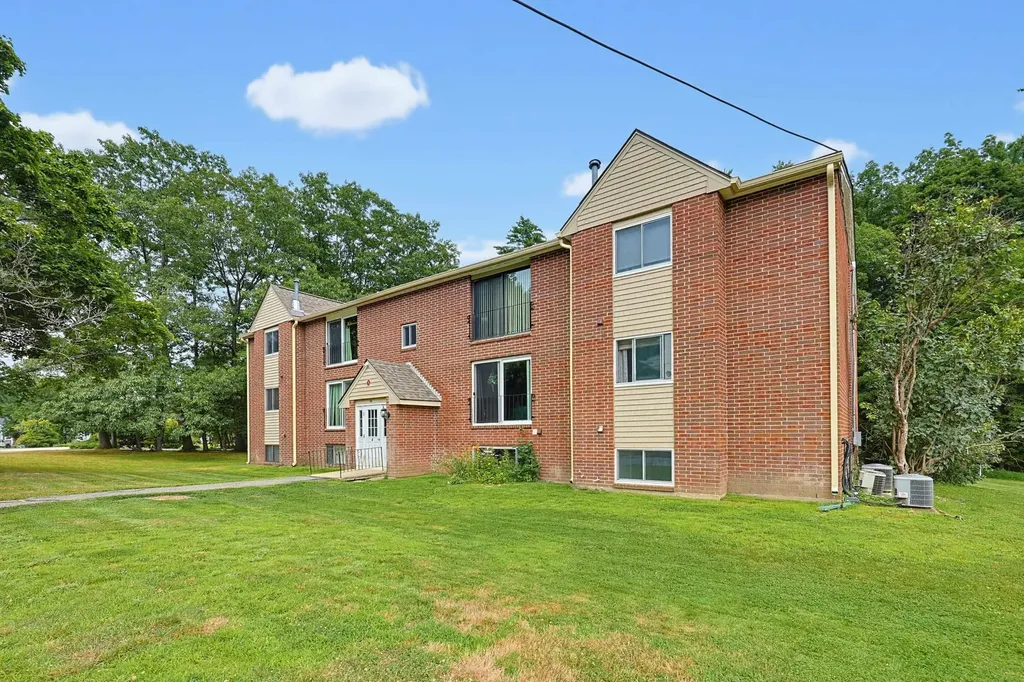 6 Brookside Drive Exeter NH 03833