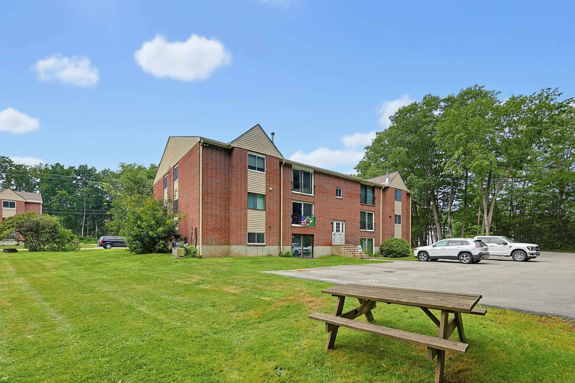 6 Brookside Drive Exeter NH 03833