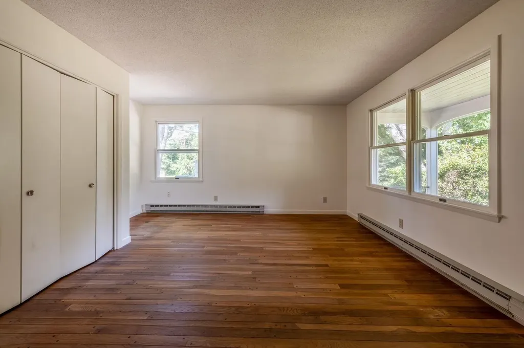 8 Mirror Lake Drive Tuftonboro NH 03853