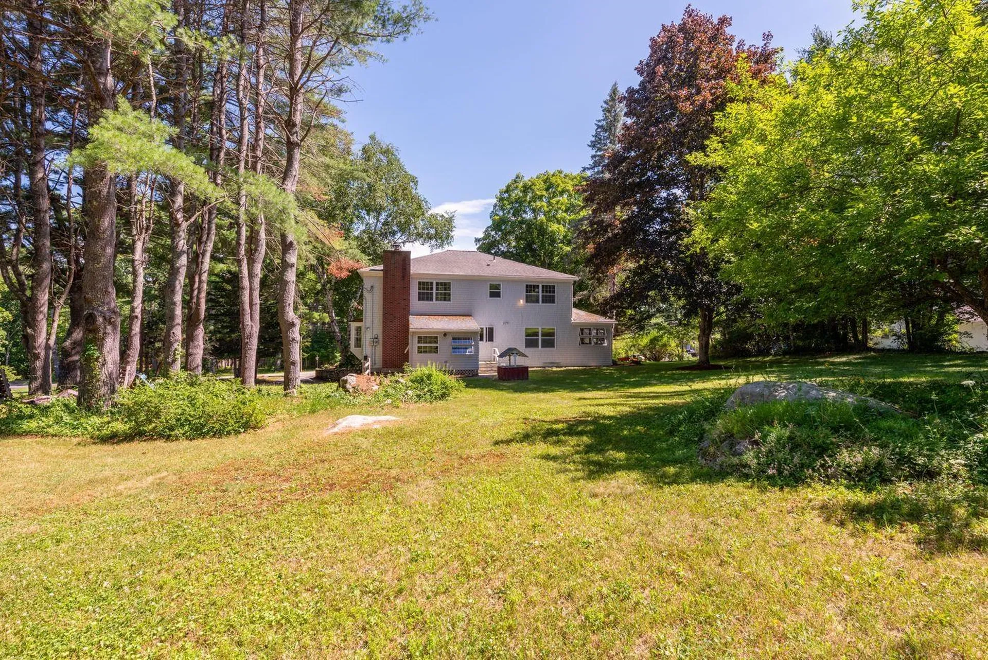 8 Mirror Lake Drive Tuftonboro NH 03853