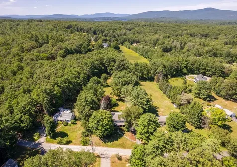 8 Mirror Lake Drive Tuftonboro NH 03853