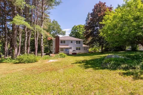 8 Mirror Lake Drive Tuftonboro NH 03853