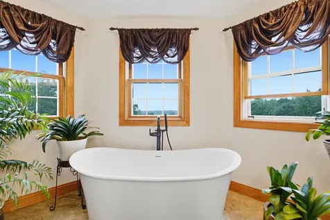 202 South Road Deerfield NH 03037