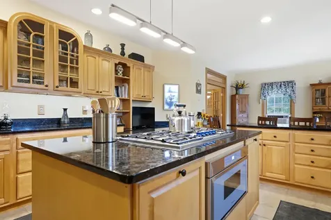 202 South Road Deerfield NH 03037