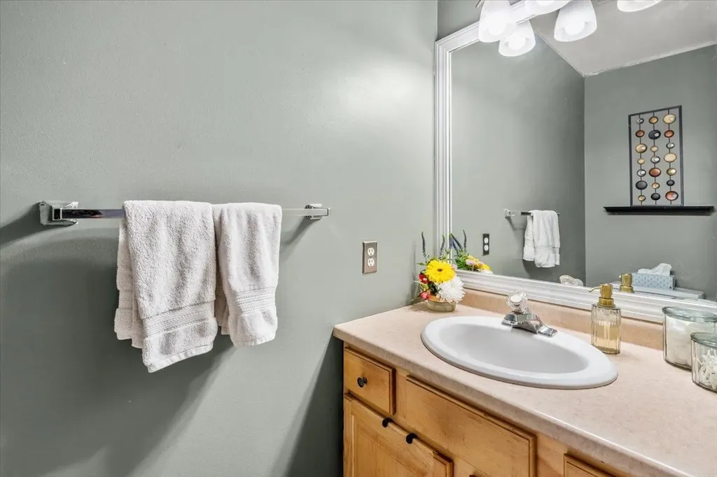 156 Catkin Drive South Burlington VT 05403