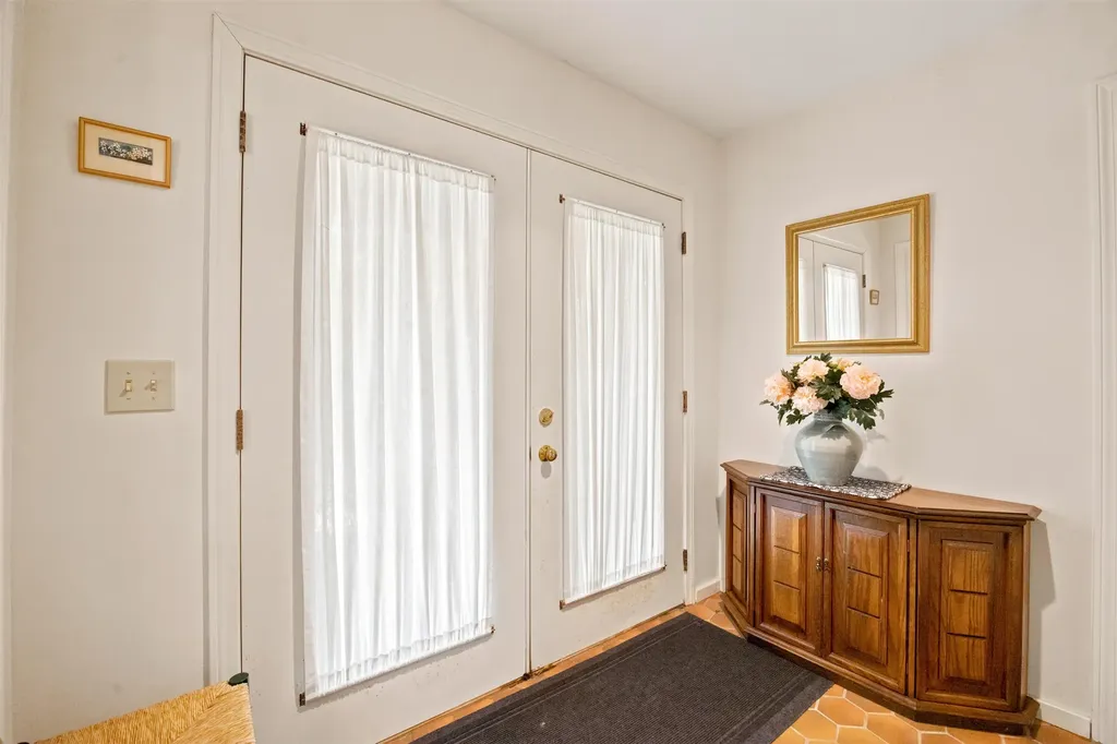 470 Morgan Road Hartford VT 05059
