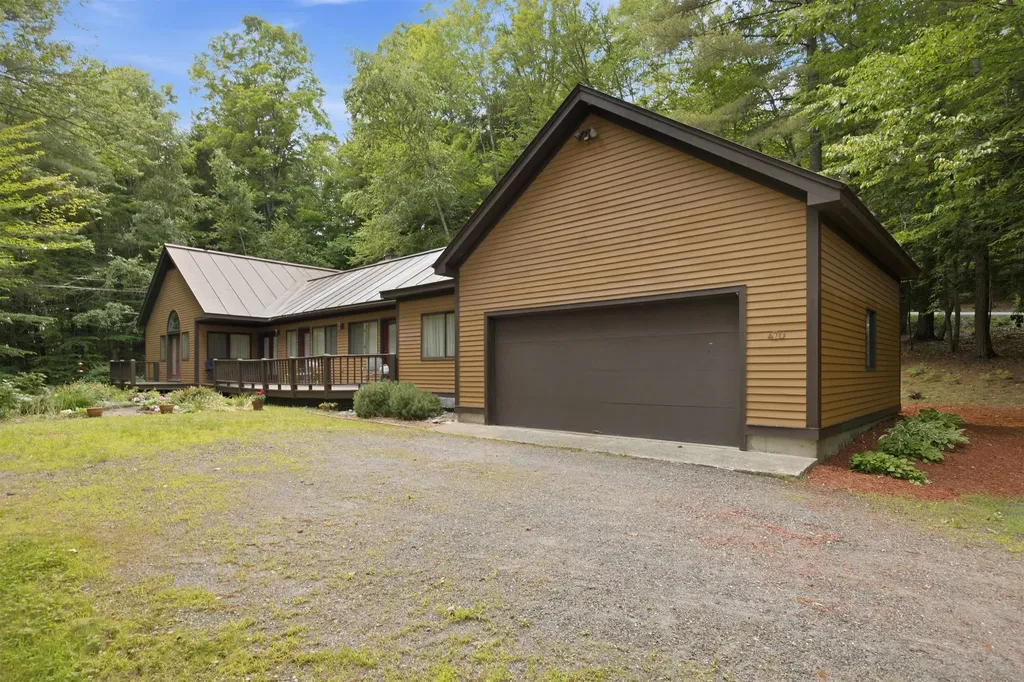 470 Morgan Road Hartford VT 05059