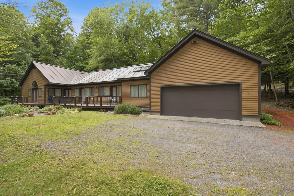 470 Morgan Road Hartford VT 05059