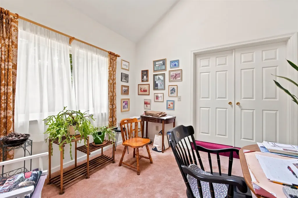 470 Morgan Road Hartford VT 05059