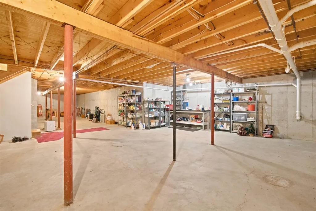 470 Morgan Road Hartford VT 05059