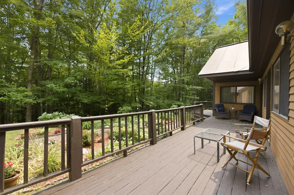 470 Morgan Road Hartford VT 05059