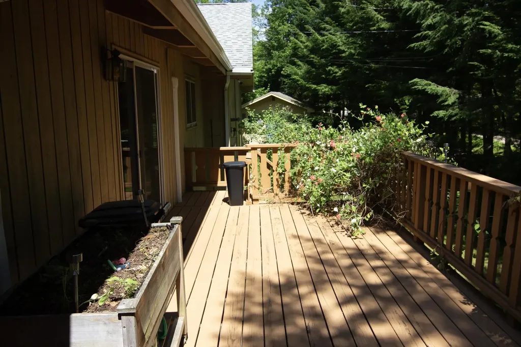 37 Tamwood Road Moultonborough NH 03254