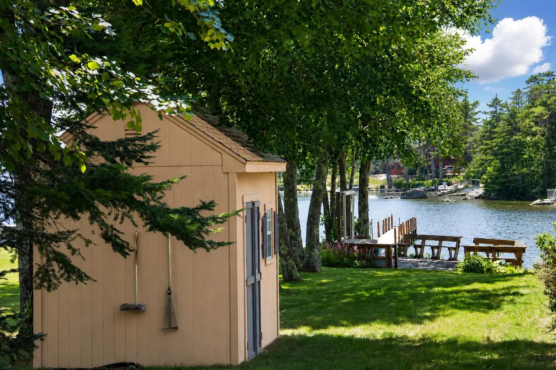 37 Tamwood Road Moultonborough NH 03254