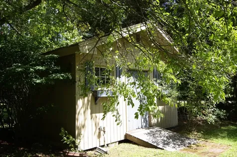 37 Tamwood Road Moultonborough NH 03254