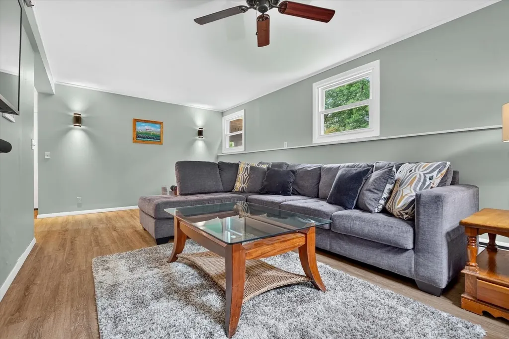 31 Ronaldo Court Rutland City VT 05701