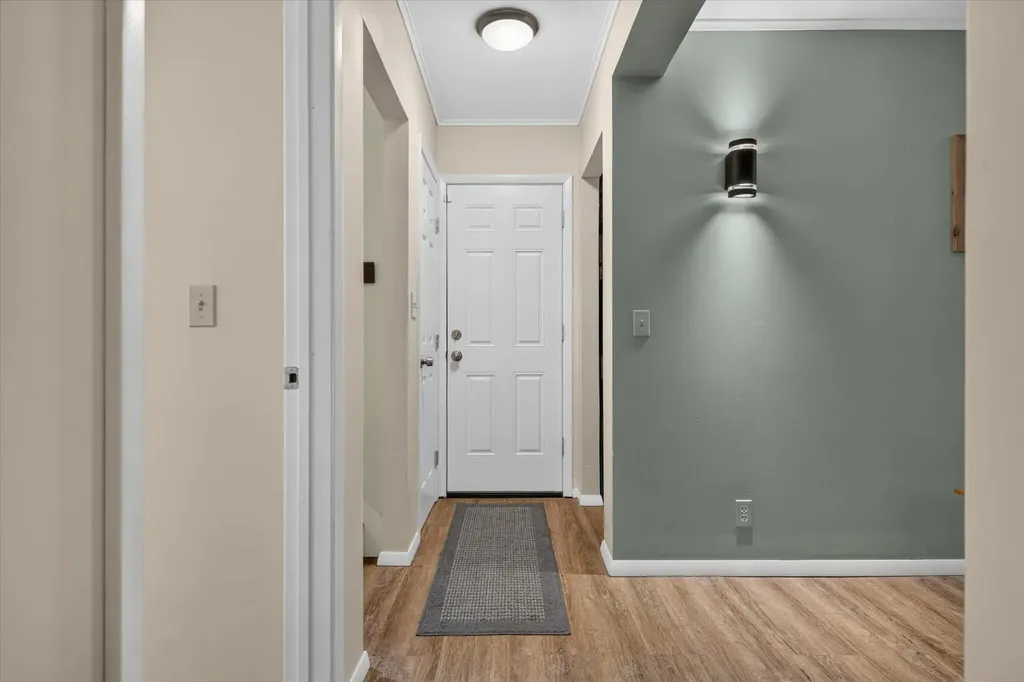31 Ronaldo Court Rutland City VT 05701