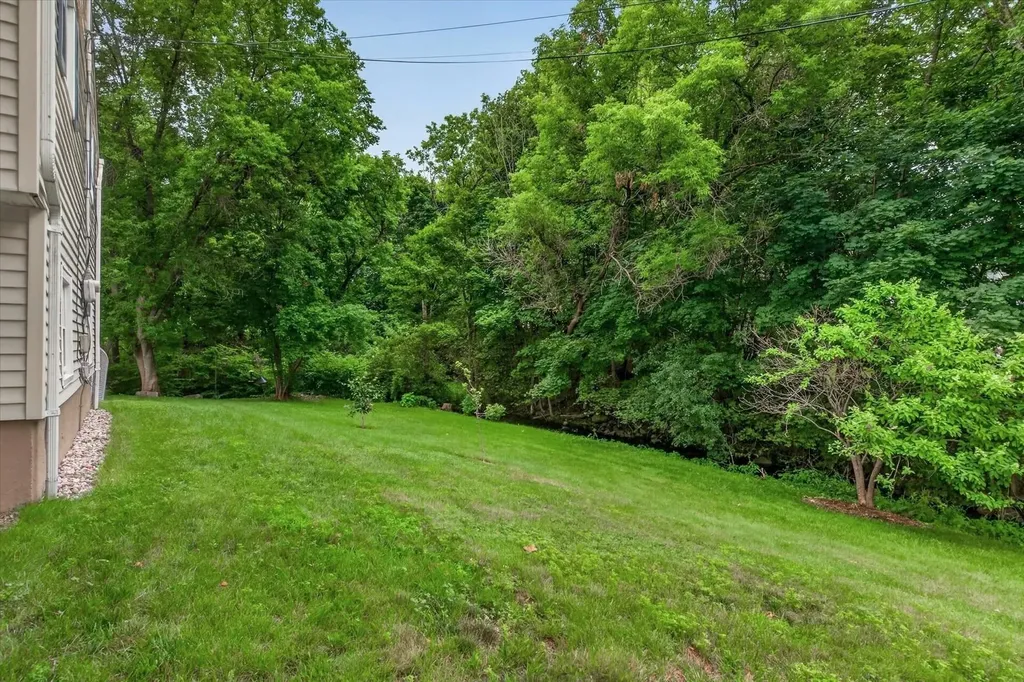 31 Ronaldo Court Rutland City VT 05701