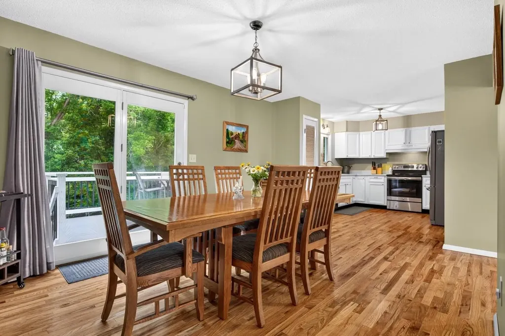 31 Ronaldo Court Rutland City VT 05701
