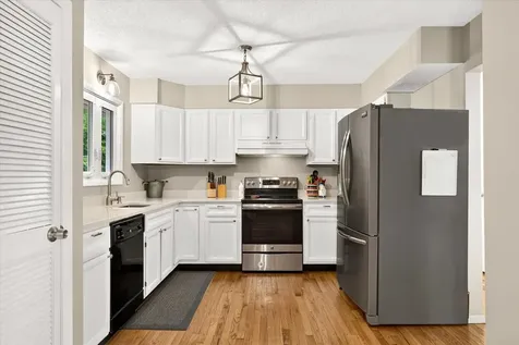31 Ronaldo Court Rutland City VT 05701