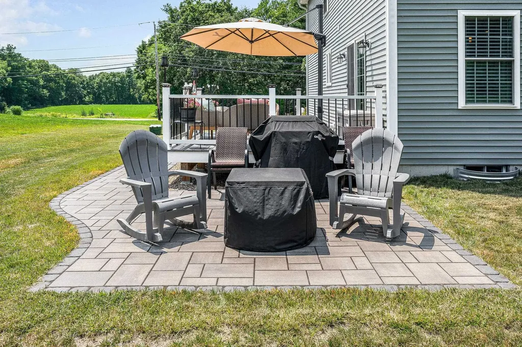 289B Webster Street Hudson NH 03051