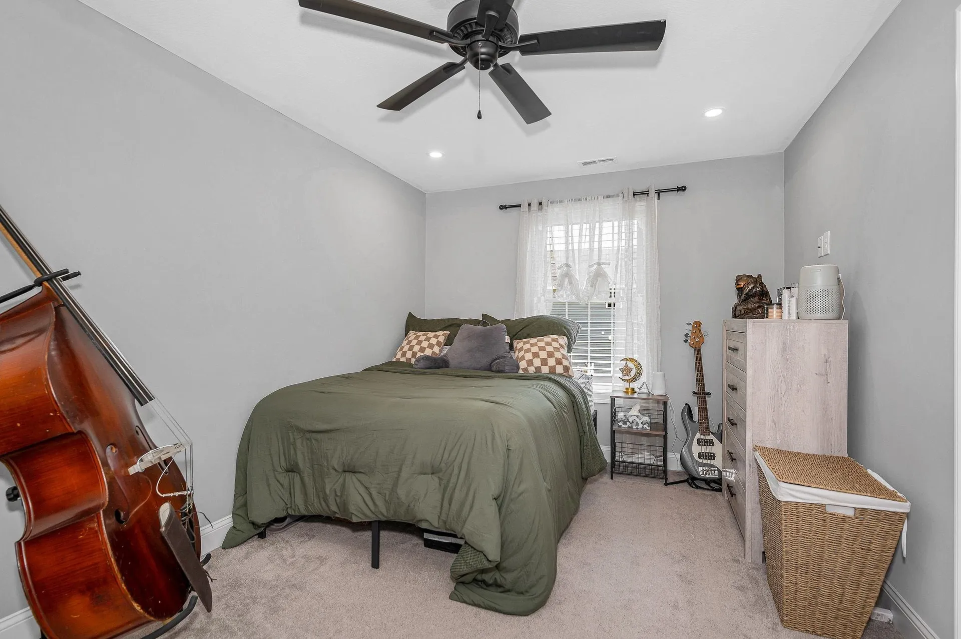 289B Webster Street Hudson NH 03051